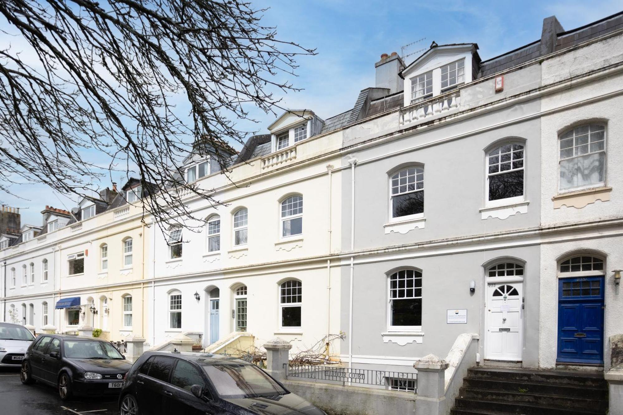Harbour Court Plymouth - Free Parking - Tucked Away On The Barbican With Courtyard - By Ocean City Retreats Екстер'єр фото